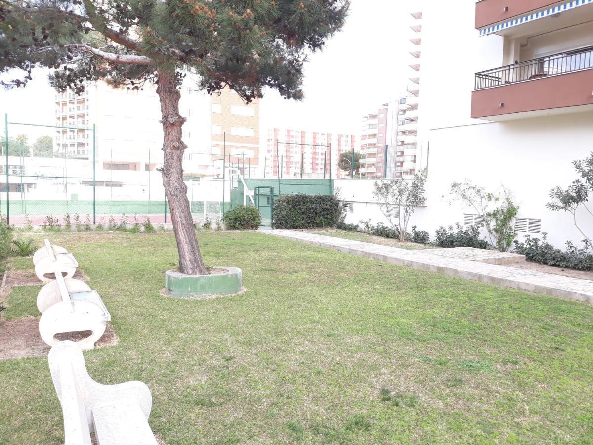 Valldigna 7 Playa De Gandia Solo Familias Exterior foto